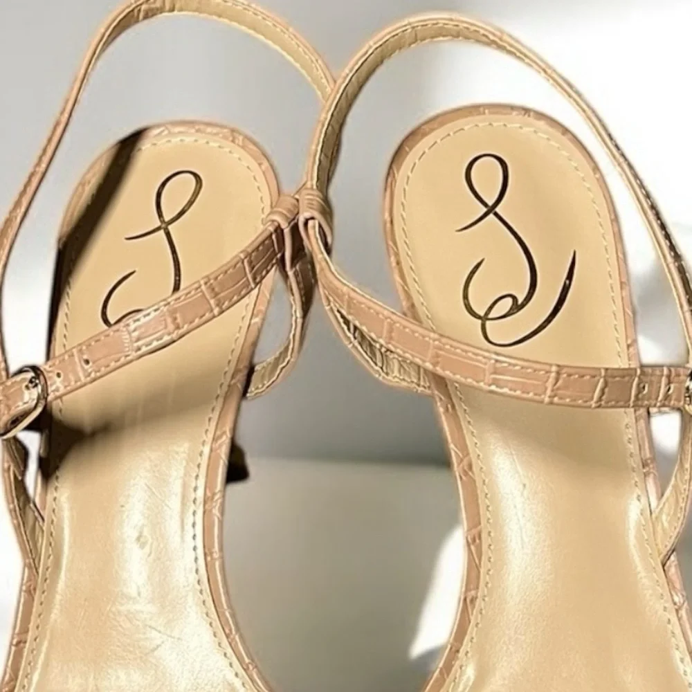 🌻NWOT Sam Edelman Tan 